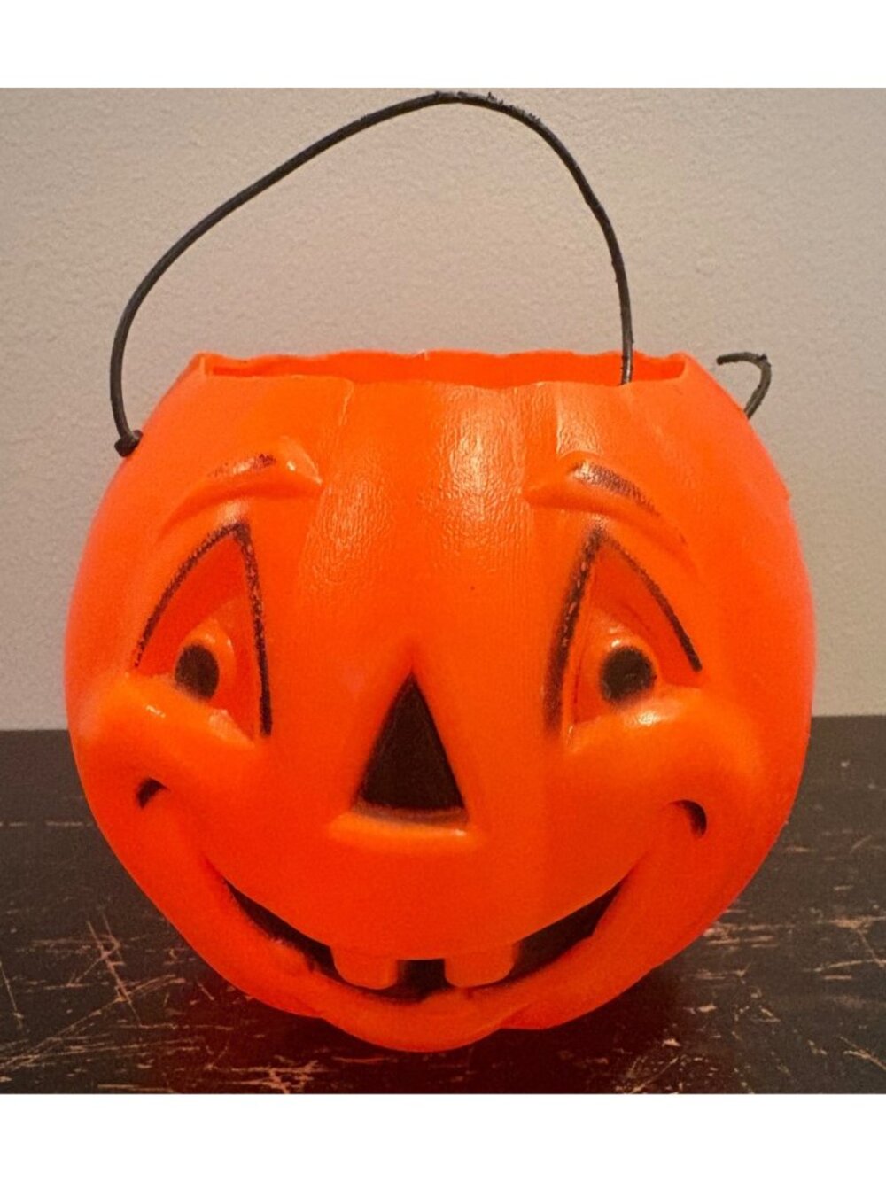 Vintage Orange Plastic Pumpkin Halloween Candy Bucket Smiling Jack-O-Lantern